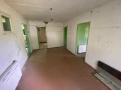Нежилое здание с з/у в д. Глинки Орловской области